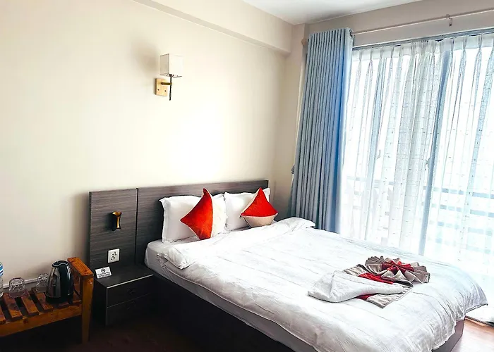 Hotel The Himalayan Ridge 5*